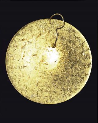 Goldene Luna Piena Wandleuchte von Catellani & Smith, runde Designlampe mit Blattgold-Finish.